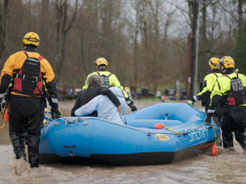 Poplave na sjeverozapadu SAD-a: Evakuisane desetine hiljada ljudi