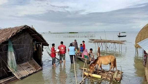 Poplave u Bangladešu ugrozile 4,8 miliona ljudi