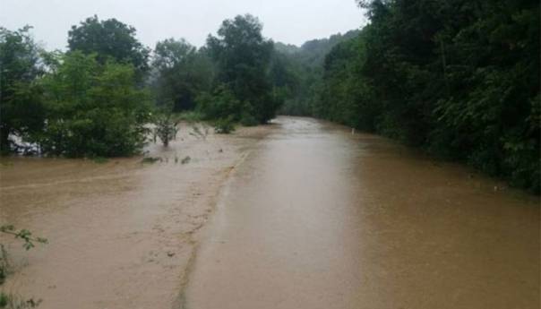 Poplave u Brčkom i Zvorniku zadale muke mještanima