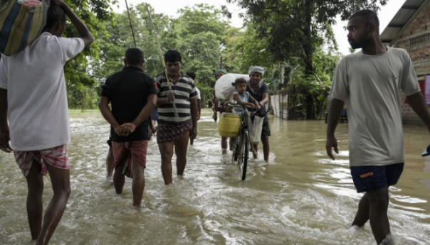 Poplave u Indiji: Smrtno stradale 32 osobe