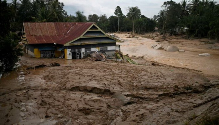 Poplave u Indoneziji, najmanje 23 osobe poginule