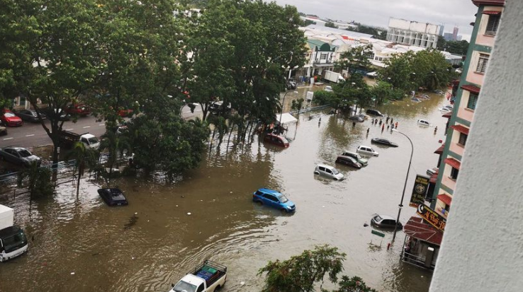 Poplave u Maleziji, desetine hiljada evakuisano