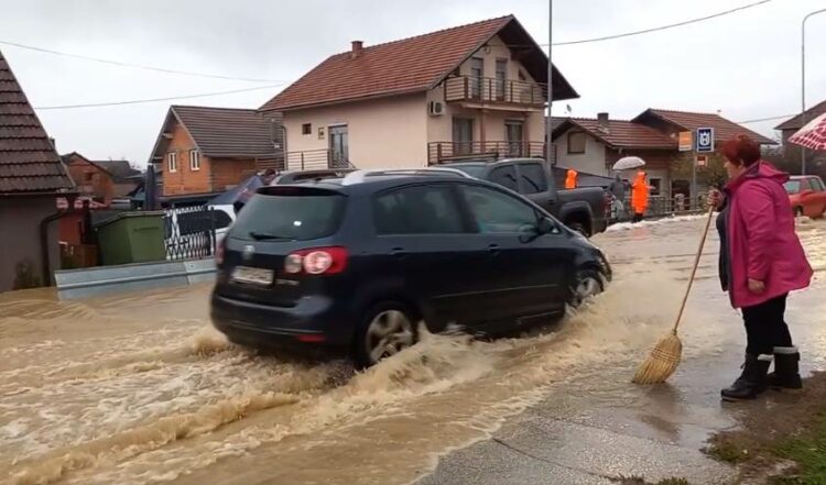 Poplave u Prijedoru i Kozarskoj Dubici