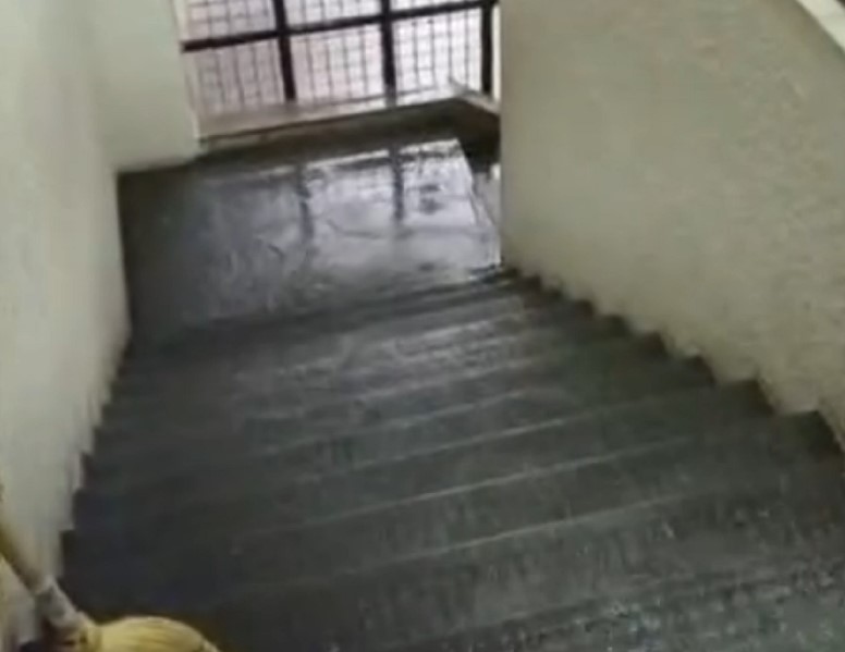 Poplavljen stadion Partizana nakon velikog nevremena