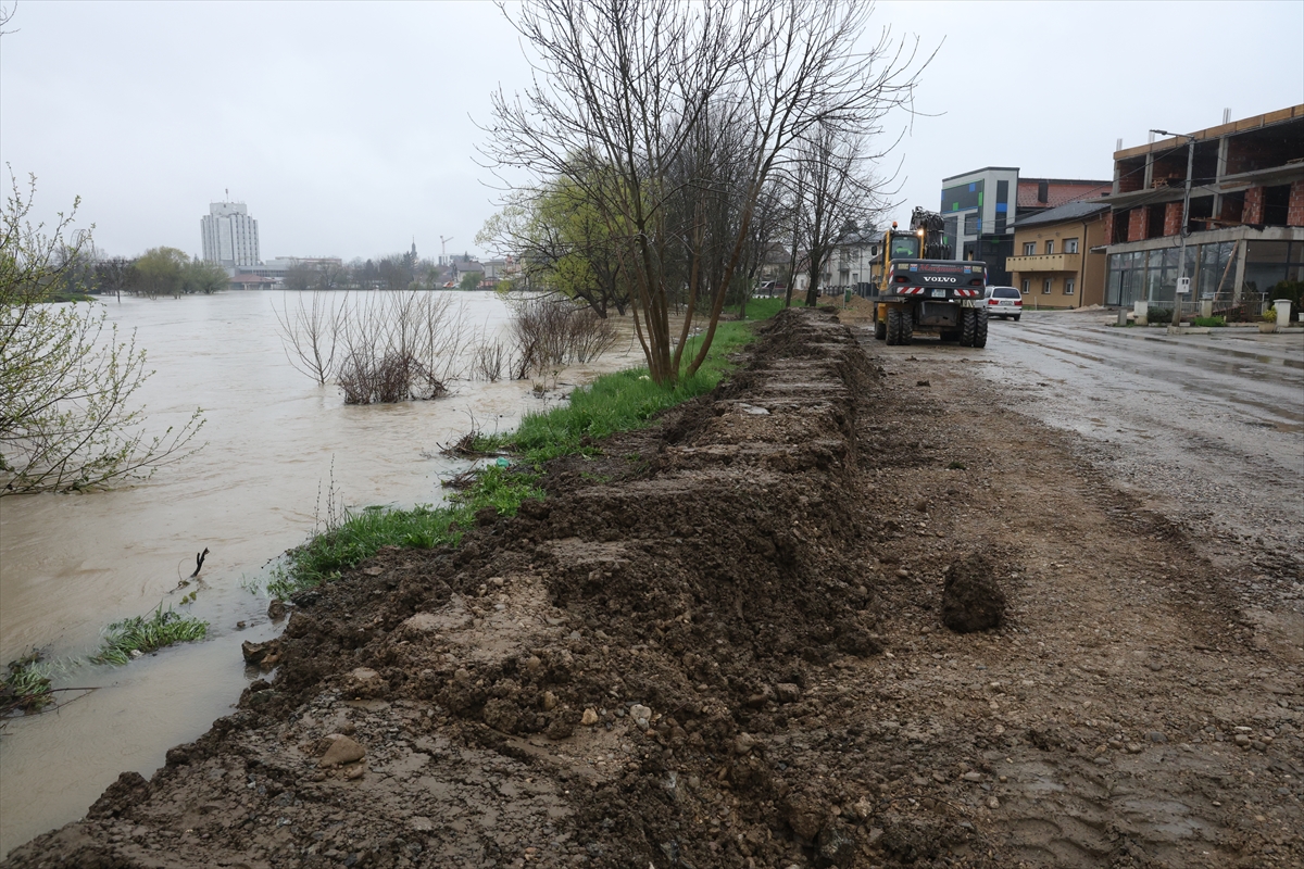 Poplavljeni brojni objekti i poljoprivredna zemljišta širom BiH