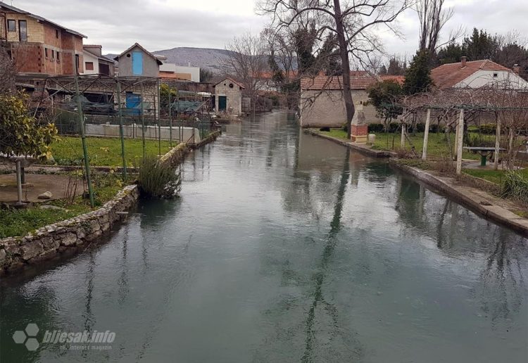 Poplavljeno više objekata u Čapljini