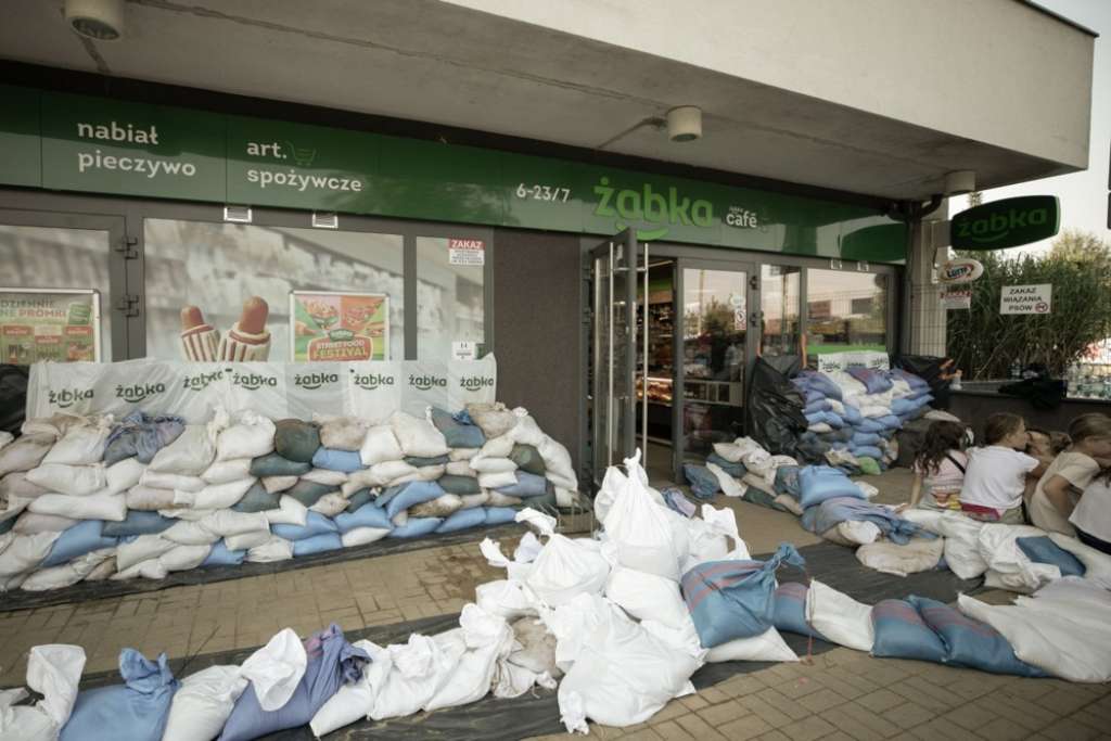 Poplavni val rijeke Odre stigao do grada Wroclawa