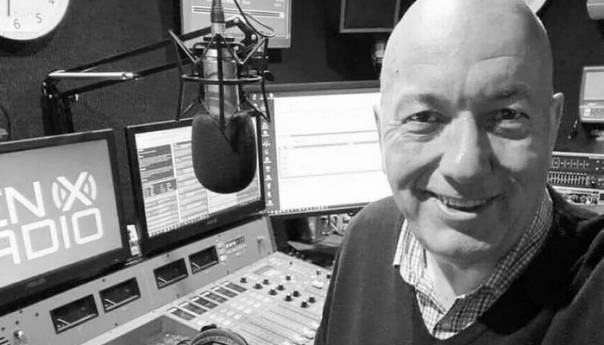 Popularni voditelj preminuo tokom emisije uživo