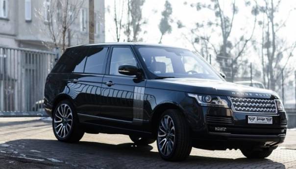 Poreski inspektori počinju kontrole džipova uvezenih u BiH