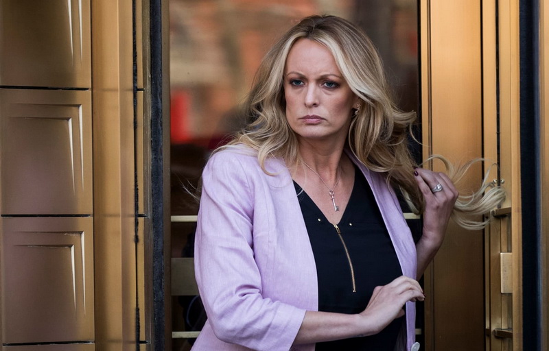 Porno zvijezda sarađivat će sa tužiocima u istrazi protiv Trumpa