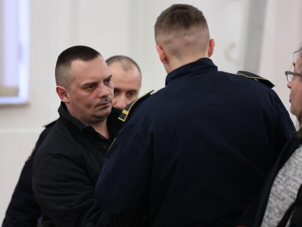 Porodica ubijene Emire: Ubio je meleka od djeteta