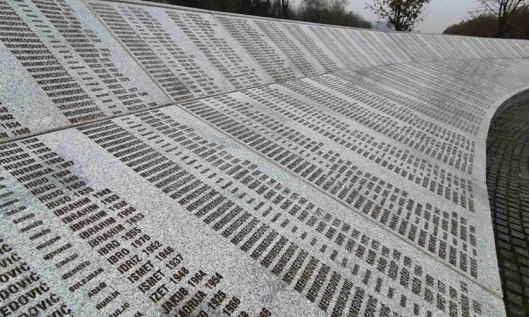 Porodice dale saglasnost za ukop 14 žrtava genocida