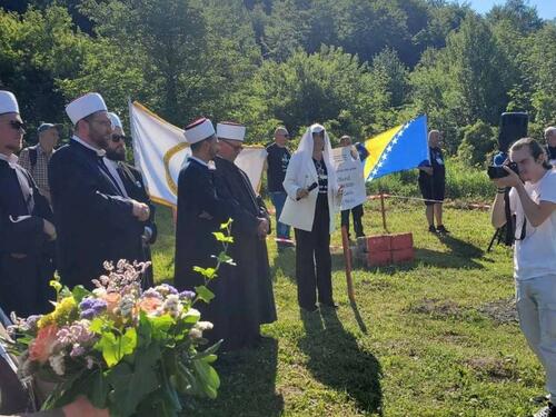 Porodice još tragaju za 42 nestale osobe iz Kalinovika, traže optužnice