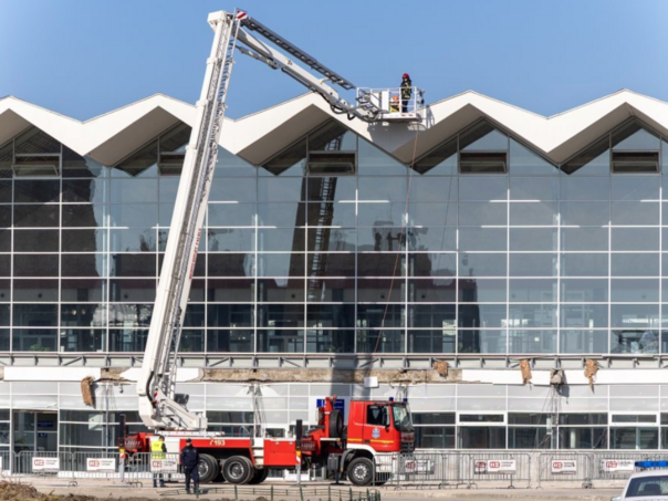 Porodici stradalog u padu nadstrešnice 85.000 eura naknade nematerijalne štete