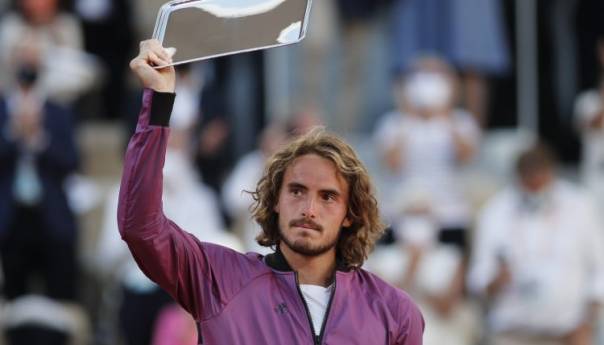 Porodična tragedija Tsitsipasa 5 minuta pred meč s Novakom