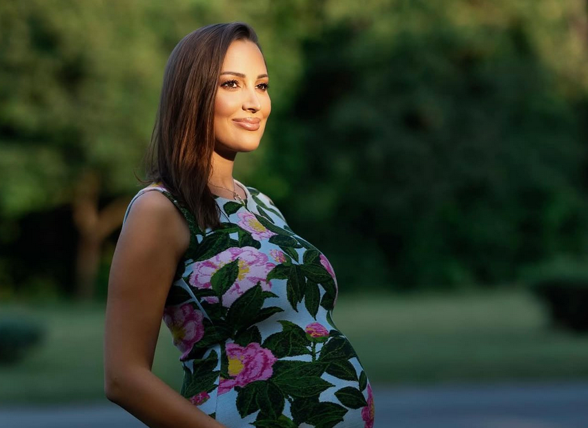 Porodila se pjevačica Aleksandra Prijović