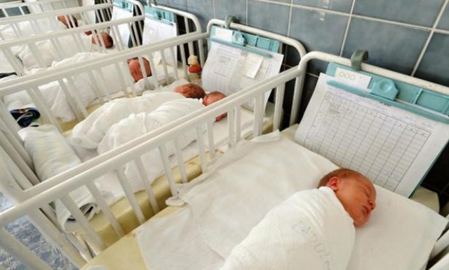 Porodilja preminula od korone, beba stabilno