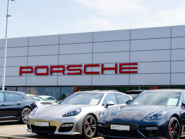 Porsche ponovo prodao manje vozila u prvoj polovini godine