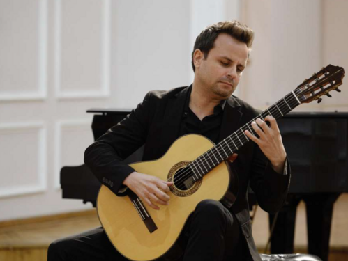 Portorikanski gitarist Hermelindo Ruiz nastupio na Muzičkoj akademiji UNSA