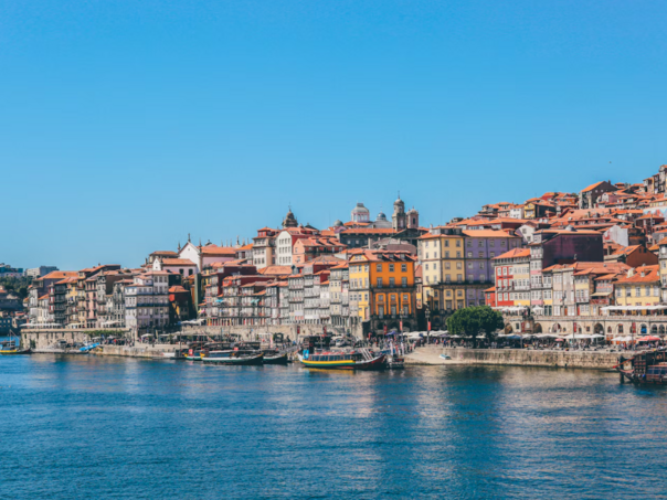 Portugal u kolapsu: Vozovi ne voze, škole zatvorene, letovi otkazani