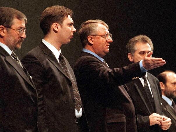 Direktna poruka iz Beograda: Ne zaboraviti da je Vučić dijete ratnog zločinca Šešelja