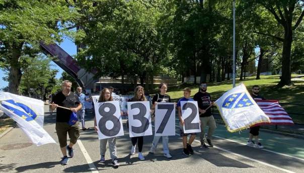 Poruka iz New Yorka: Pamtimo genocid nad Bošnjacima u Srebrenici i BiH