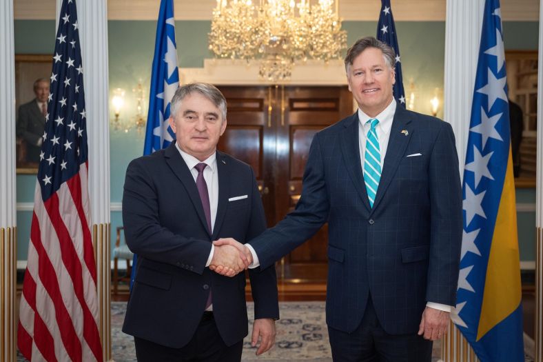 Poruka iz Washingtona: Nema podrške Dodikovim potezima