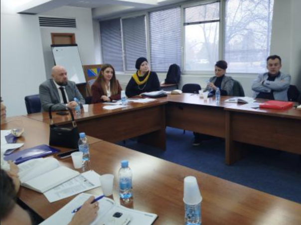 Posebni prostori za pušenje pod lupom: Šta ugostitelji moraju znati