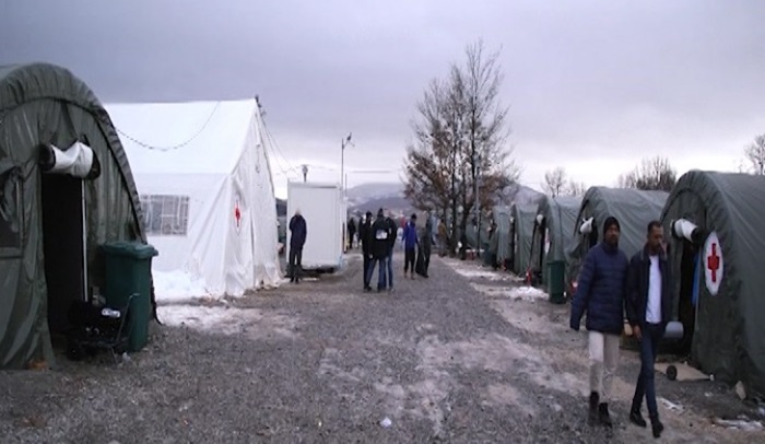Posjeta delegacije privremenom prihvatnom centru 'Lipa'
