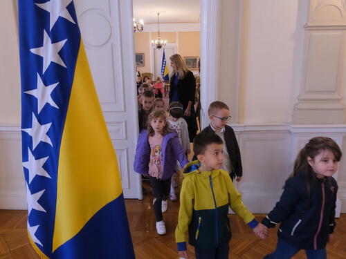 Posjeta mališana iz vrtića 'Lastavica' Predsjedništvu BiH u čast Dana grada Sarajeva