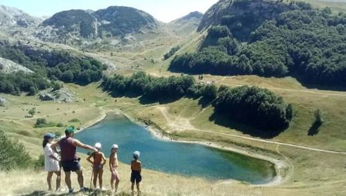 Posjeta Orlovačkom jezeru pravi je izbor u vrelim danima