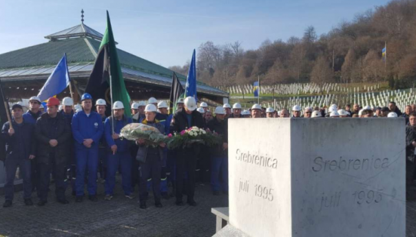 Posjetom Memorijalnom centru u Potočarima rudari obilježili svoj dan