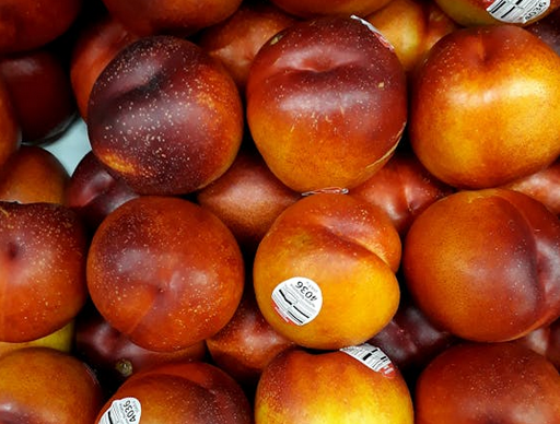 POSKOK razbio mrežu švercera kokaina: Robu krili u nektarinama