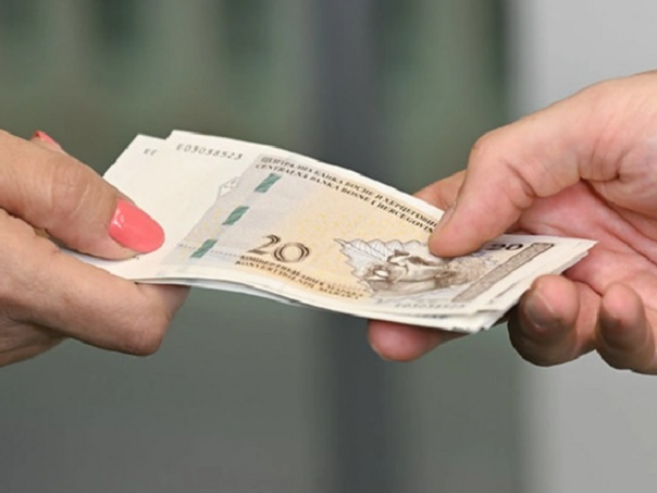 Poslala mu 380 KM da dođe raditi kod nje u Njemačku, on se prestao javljati