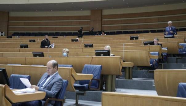 Poslanici BiH odgodili imenovanje članova Vijeća RAK-a