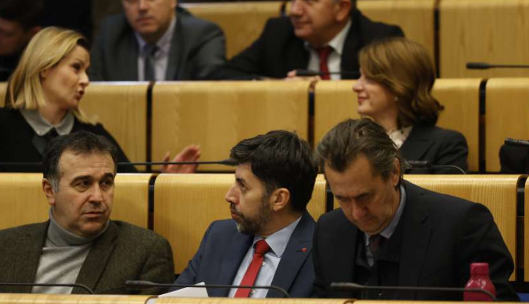 Poslanici FBiH usvojili izmjene Zakona o doprinosima