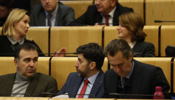 Poslanici FBiH usvojili izmjene Zakona o doprinosima