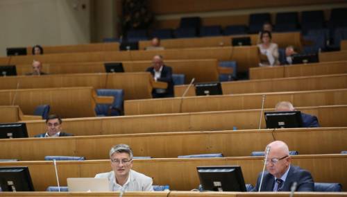 Poslanici i delegati PSBiH pitaju ministre o aktuelnim temama