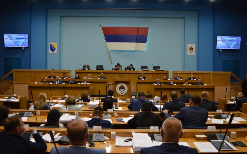 Poslanici Narodne skupštine RS trebaju glasati protiv medijskog mraka