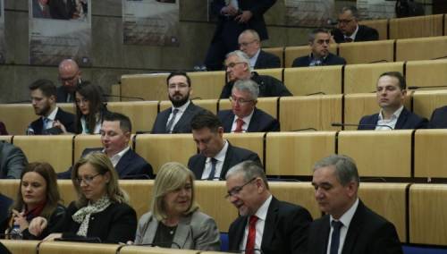 Poslanici odobrili novi rok za verifikaciju računa starih deviznih štediša