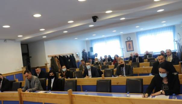 Poslanici parlamentarne većine napustili sjednicu Skupštine BPK