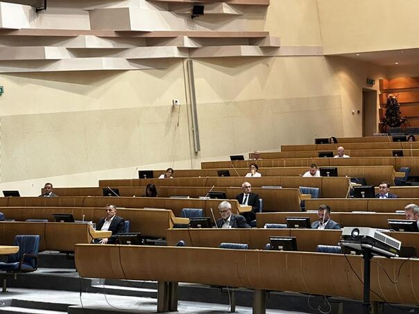 Poslanici podržali hitnu proceduru donošenja izmjena Zakona o strancima