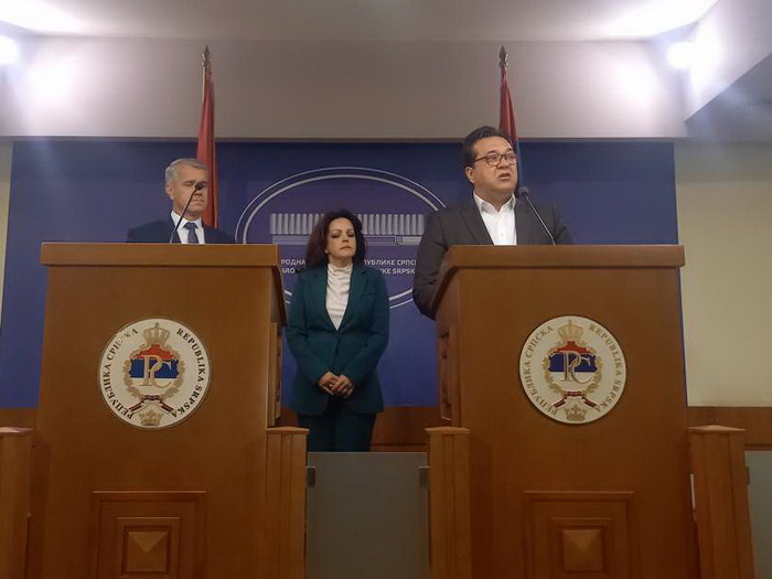 Poslanici poslaničke grupe Pokret za državu neće prisustvovati posebnoj sjednici NSRS