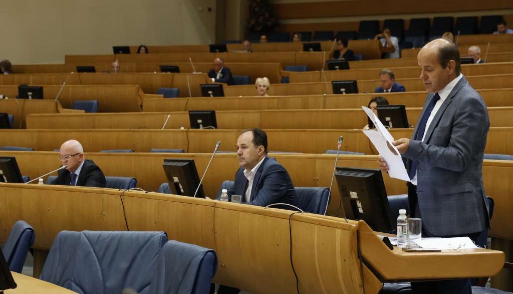 Poslanici Predstavničkog doma raspravljali o amandmanima na Ustav BiH