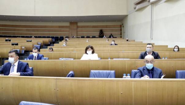 Odbijen zaključak kojim se traži da Tegeltija podnese ostavku