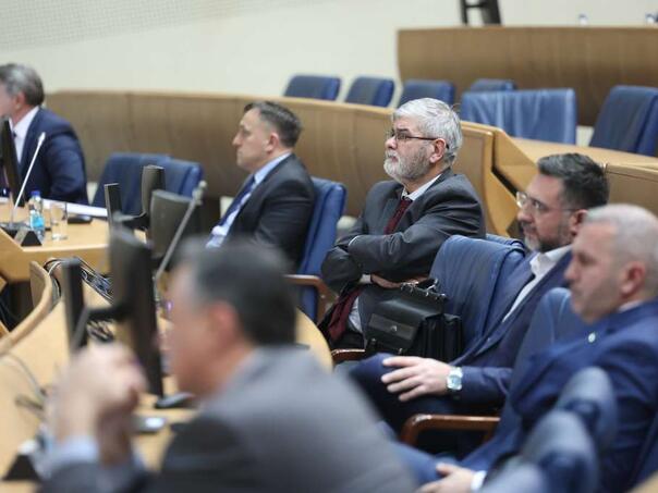 Procedure radi: SDA i DF od Stevandića traže da preispita odluku o izboru vlade RS