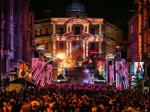 Posljednju noć SFF-a glavna ulica u Sarajevu bila je najveći plesni podij u regiji