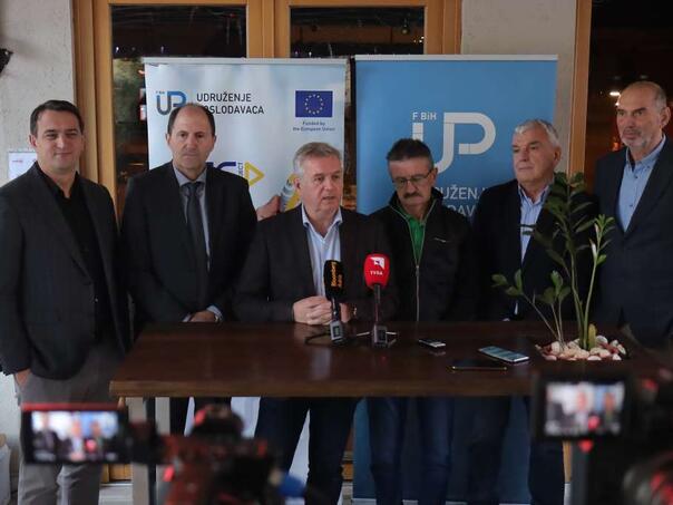 Poslodavci razočarani neusvajanjem seta fiskalnih zakona