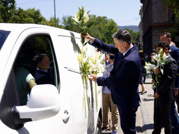 Posmrtni ostaci 11 žrtava spremni za ukop na kolektivnoj dženazi u Tihovićima