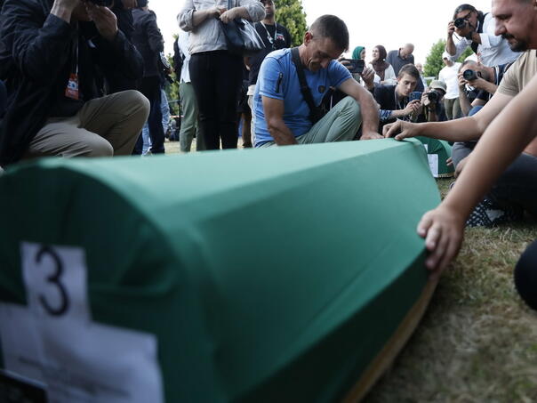 Posmrtni ostaci osam žrtava genocida u Srebrenici spremni za ukop 11. jula